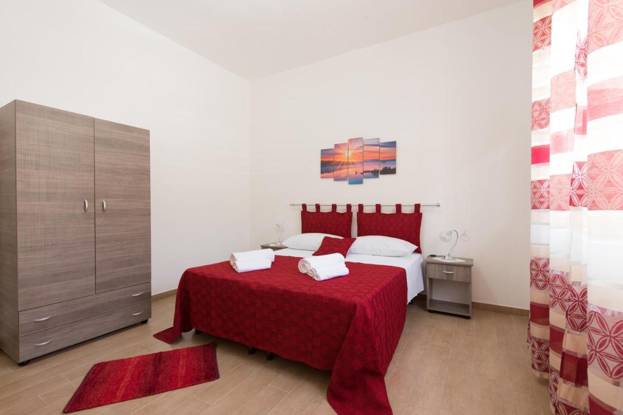 B&B Gli Ontani ตราปานี ภายนอก รูปภาพ
